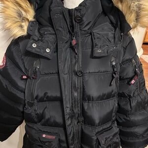 Brand New Woman’s Canada Weather Gear Long Black Parka Jacket Size 3 X